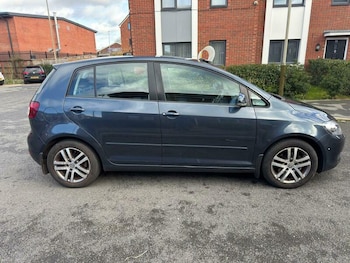 Used Volkswagen Golf Plus 2011 for sale - 77781249: Photo