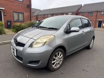 Used Toyota Vitz 2010 for sale - 74245699: Photo