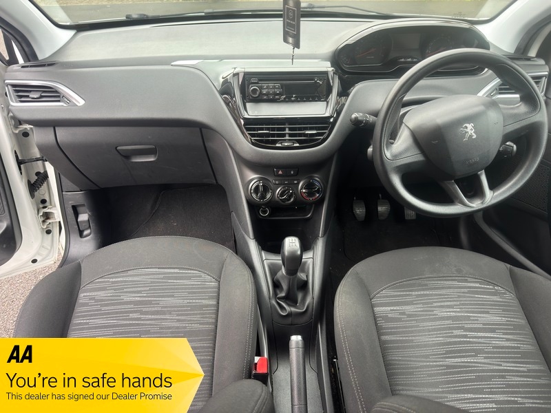 Used Peugeot 208 2013 for sale - 77720695: Photo 11