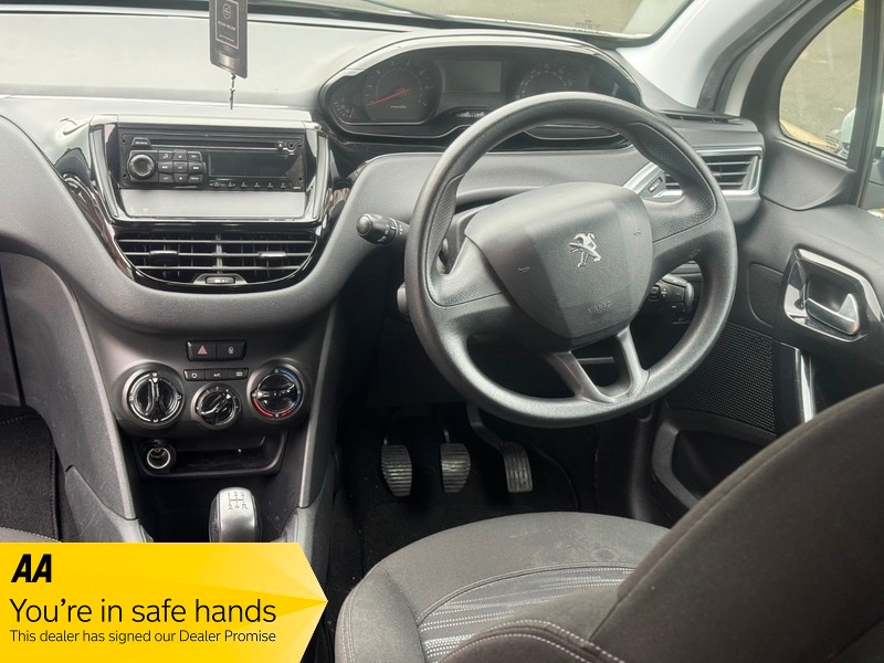 Used Peugeot 208 2013 for sale - 77720695: Photo 13