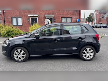 Used Volkswagen Polo 2010 for sale - 79124390: Photo