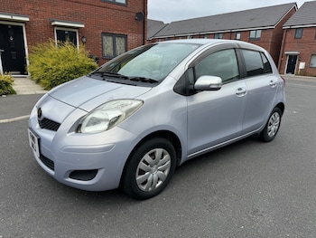 Used Toyota Yaris 2010 for sale - 74245705: Photo