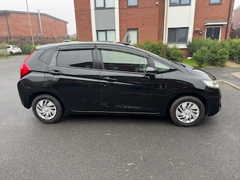 Used Honda Jazz 2013 for sale - 74245864: Photo