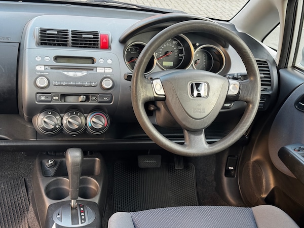 Used Honda Jazz 2004 for sale - 76192556: Photo 14