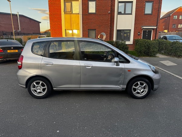 Used Honda Jazz 2004 for sale - 76192556: Photo 7