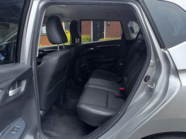 Used Honda Jazz 2014 for sale - 76252664: Photo 12
