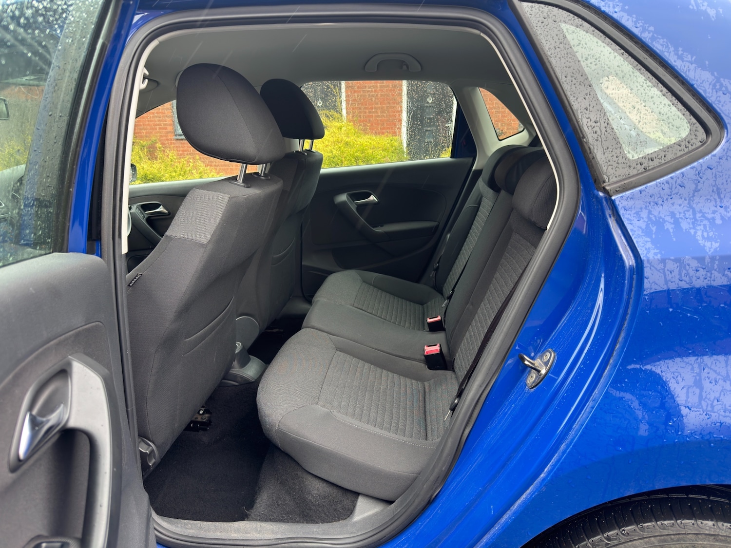 Used Volkswagen Polo 2012 for sale - 76172803: Photo 8