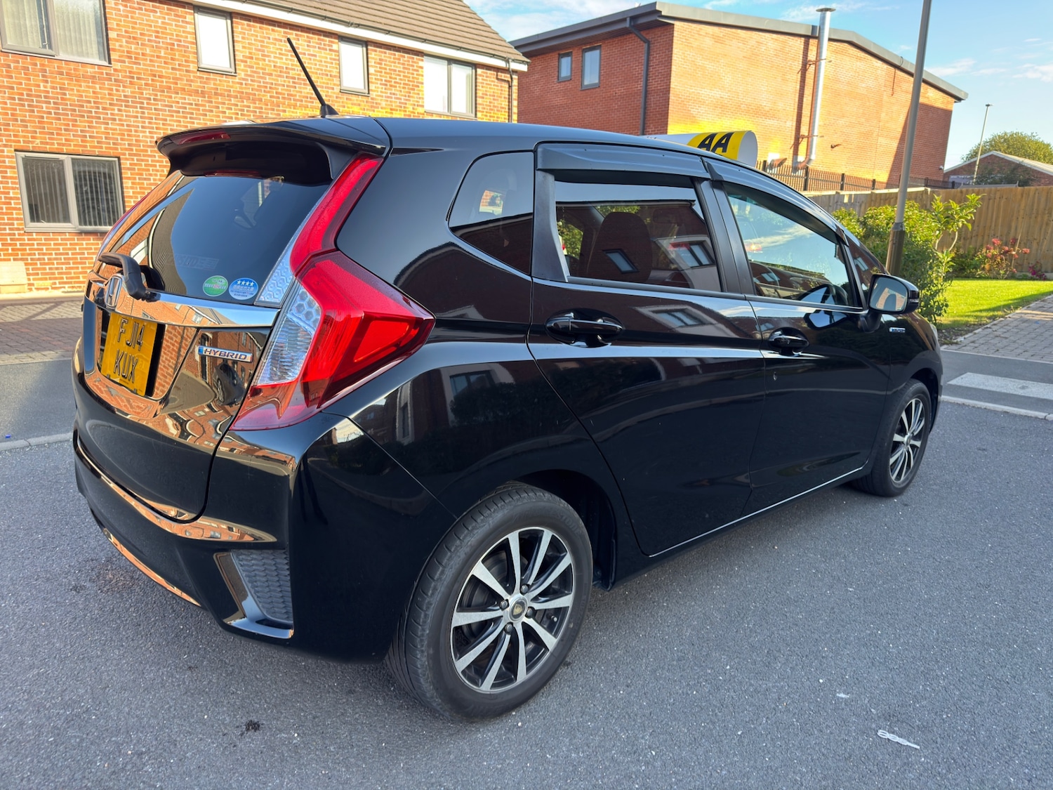 Used Honda Jazz 2014 for sale - 76115274: Photo 2