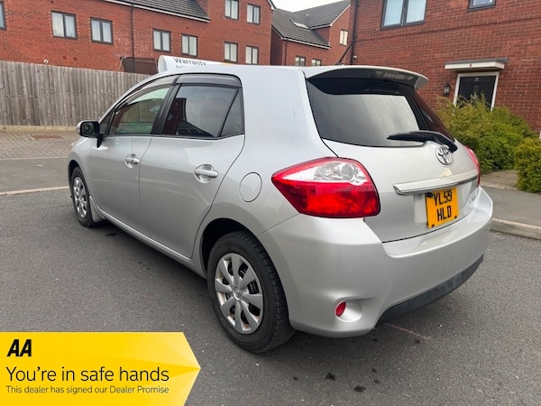 Used Toyota Auris 2009 for sale - 74365407: Photo 5