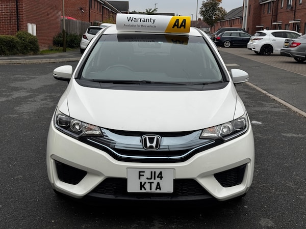 Used Honda Jazz 2014 for sale - 76273181: Photo 1