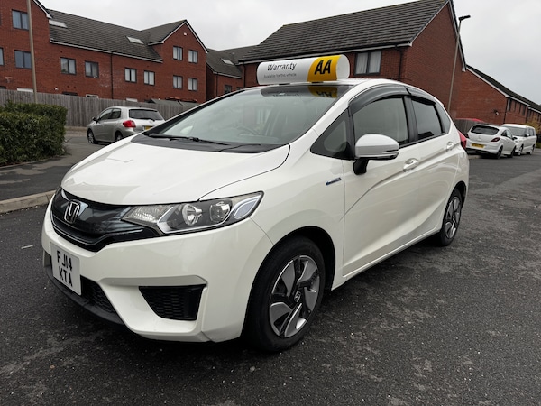 Used Honda Jazz 2014 for sale - 76273181: Photo 3