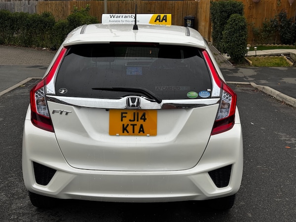 Used Honda Jazz 2014 for sale - 76273181: Photo 8