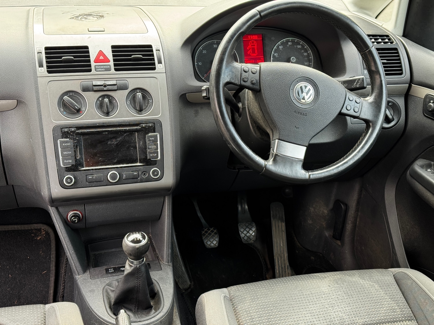 Used Volkswagen Touran 2010 for sale - 76611460: Photo 11