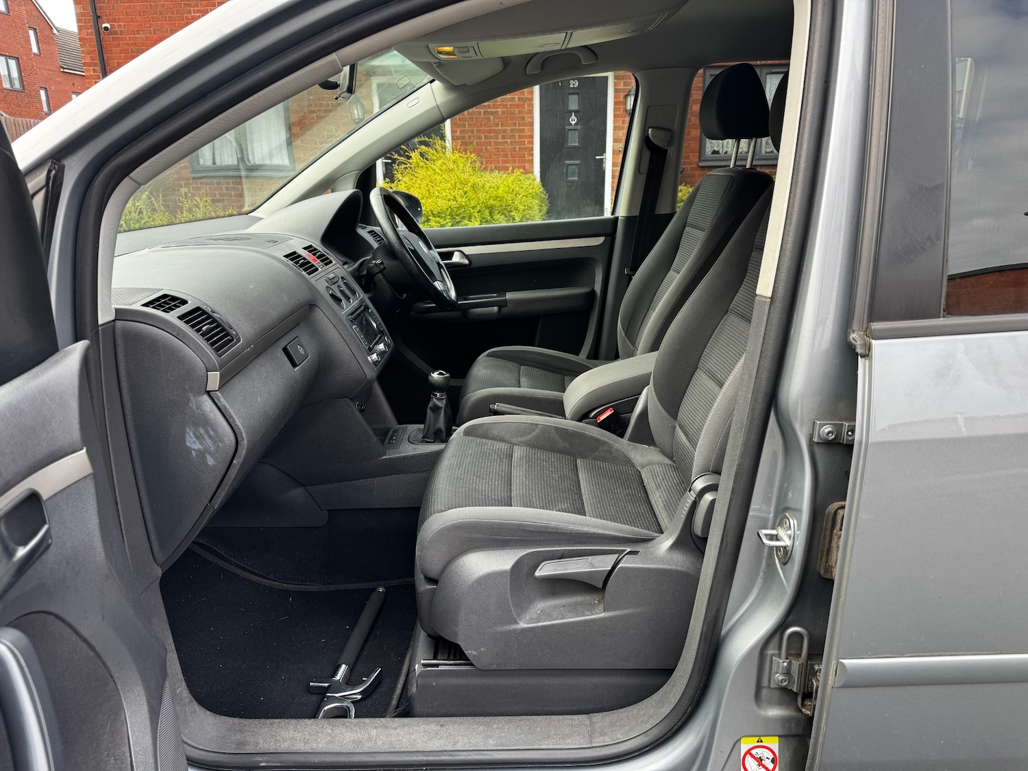 Used Volkswagen Touran 2010 for sale - 76611460: Photo 7