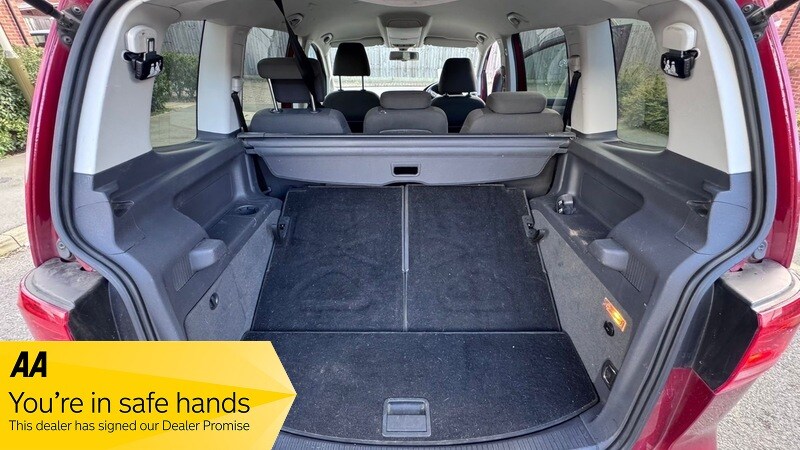 Used Volkswagen Touran 2012 for sale - 77851006: Photo 16