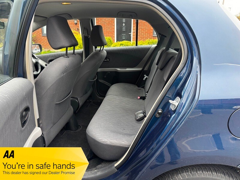 Used Toyota Yaris 2009 for sale - 77724619: Photo 10