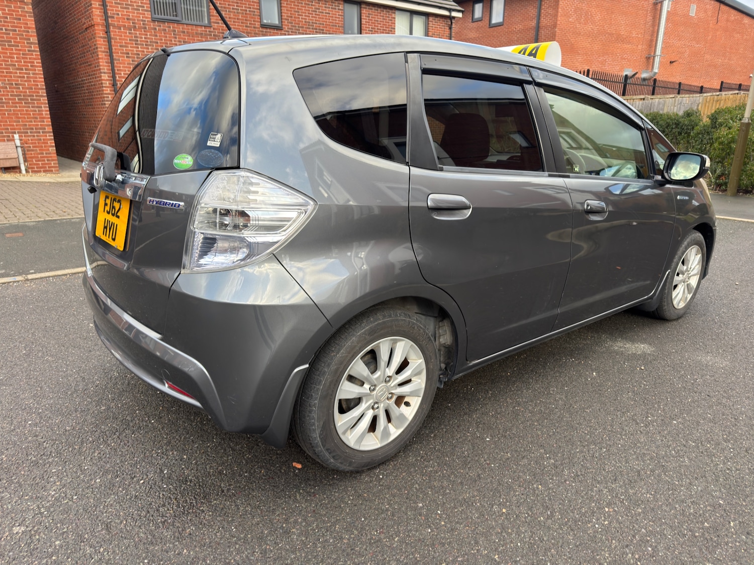 Used Honda Fit 2012 for sale - 77707961: Photo 2