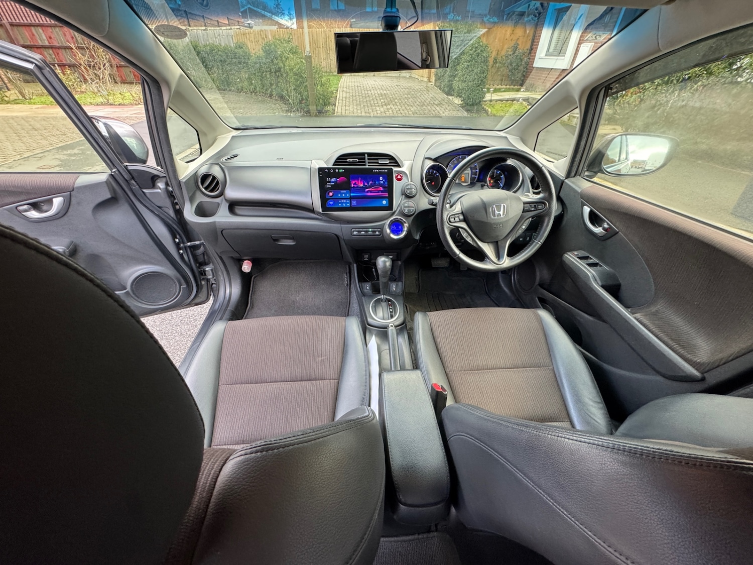 Used Honda Fit 2012 for sale - 77707961: Photo 6