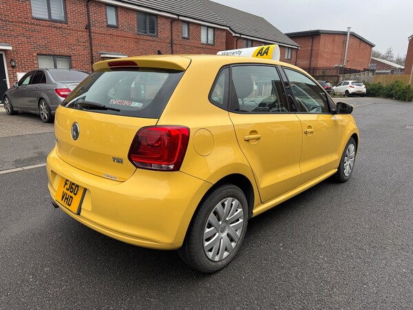 Used Volkswagen Polo 2010 for sale - 74232518: Photo 6
