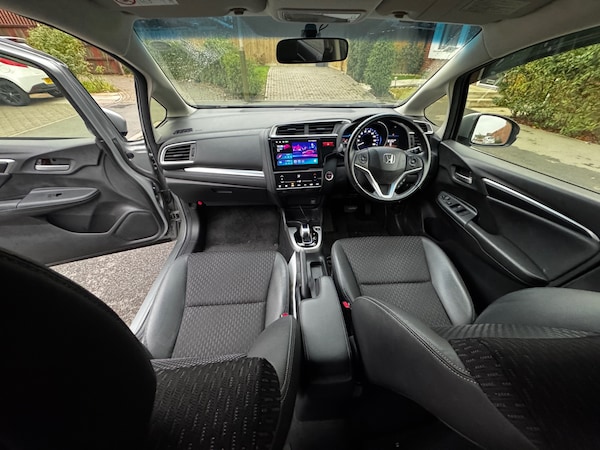 Used Honda Jazz 2014 for sale - 76273122: Photo 12
