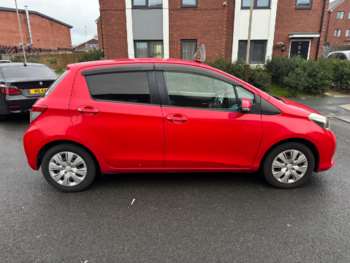 Used Toyota Yaris 2011 for sale - 74231539: Photo