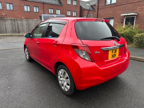 Used Toyota Yaris 2011 for sale - 74231539: Photo 6