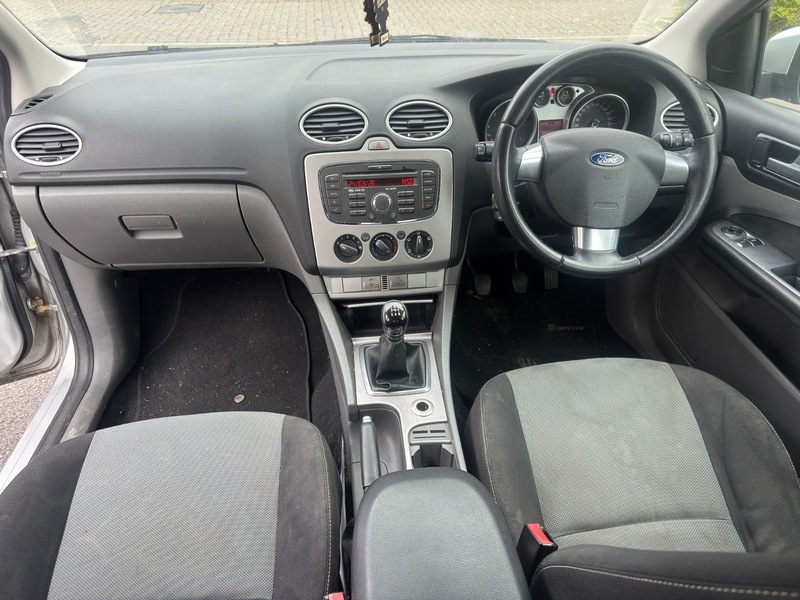 Used Ford Focus 2010 for sale - 78004107: Photo 10
