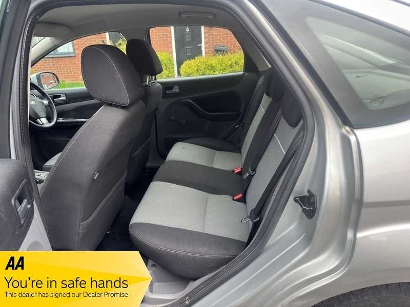 Used Ford Focus 2010 for sale - 78004107: Photo 13