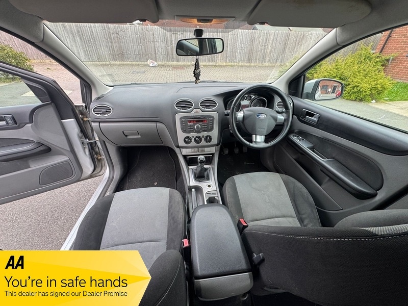 Used Ford Focus 2010 for sale - 78004107: Photo 9