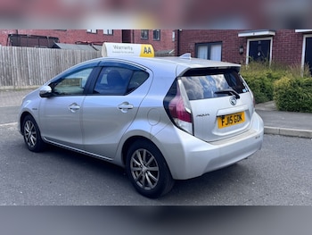 Used Toyota Aqua 2015 for sale - 78537647: Photo