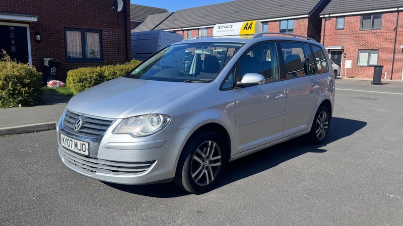 Used Volkswagen Touran 2007 for sale - 77937515: Photo 2