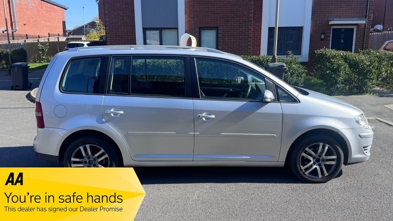 Used Volkswagen Touran 2007 for sale - 77937515: Photo 5