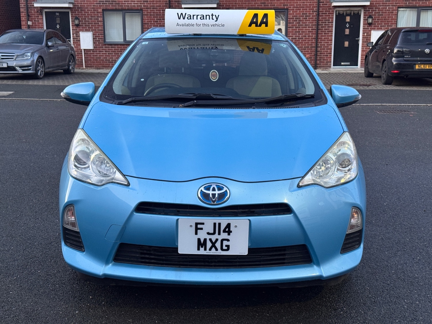 Used Toyota Aqua 2014 for sale - 76748685: Photo 1