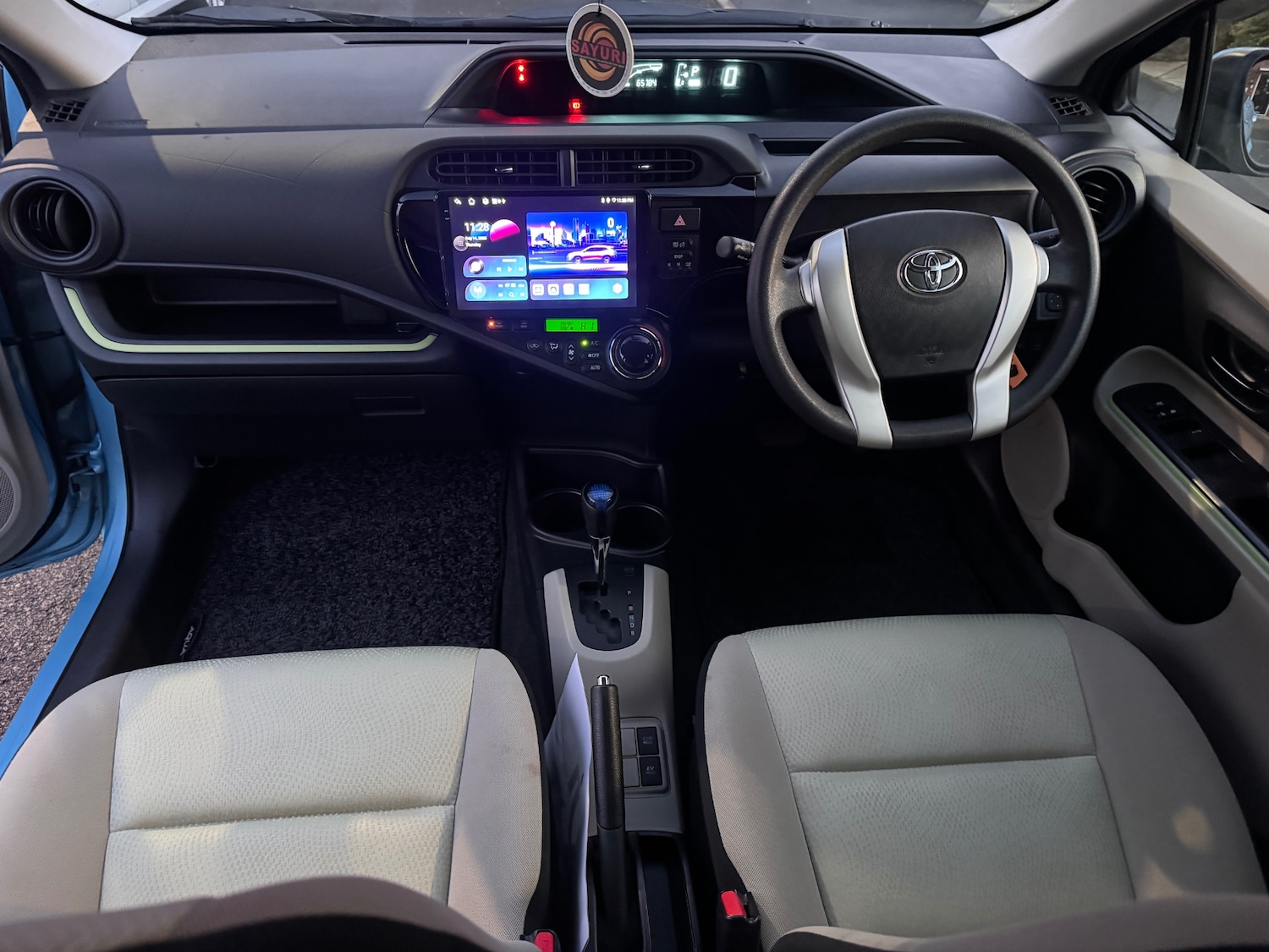 Used Toyota Aqua 2014 for sale - 76748685: Photo 10