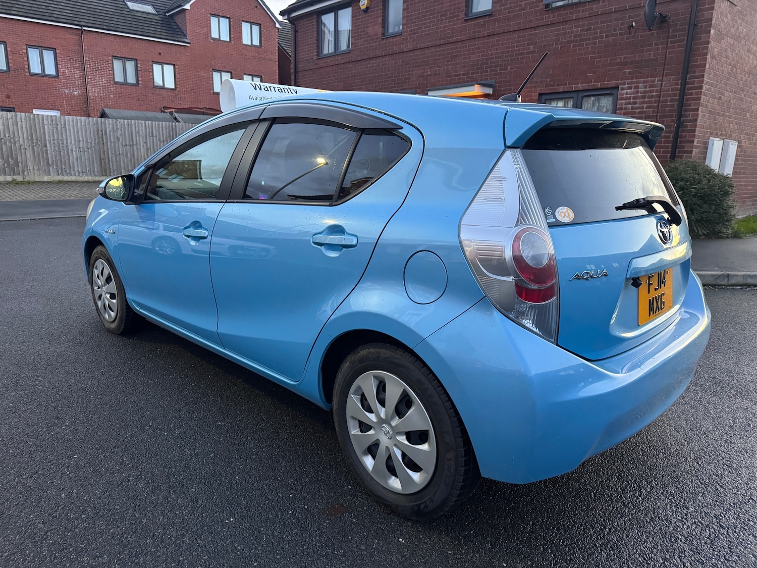 Used Toyota Aqua 2014 for sale - 76748685: Photo 12