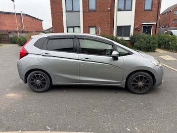 Used Honda Jazz 2013 for sale - 74245900: Photo