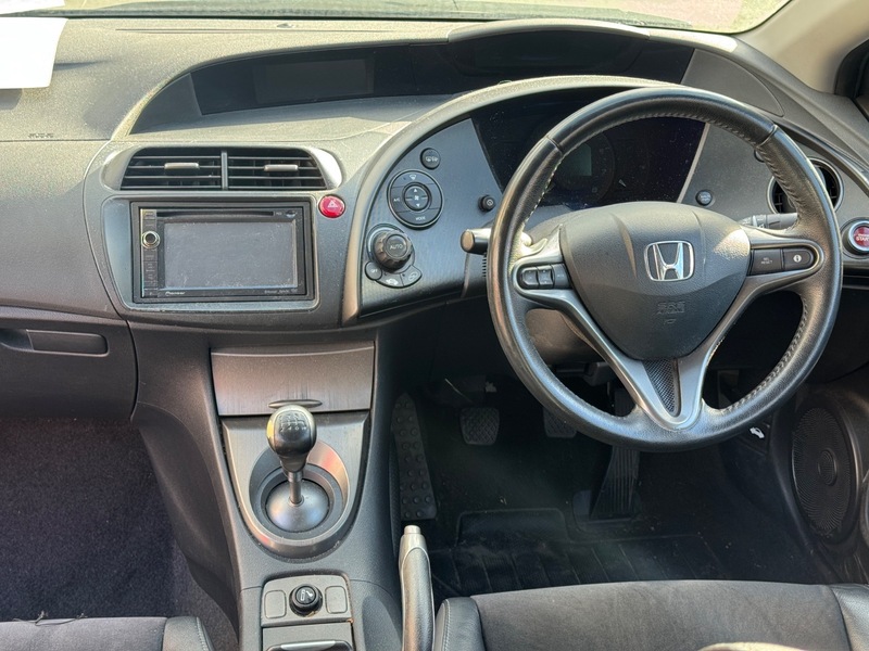 Used Honda Civic 2011 for sale - 77781190: Photo 4