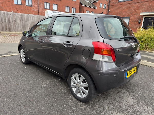 Used Toyota Yaris 2009 for sale - 76172559: Photo 4