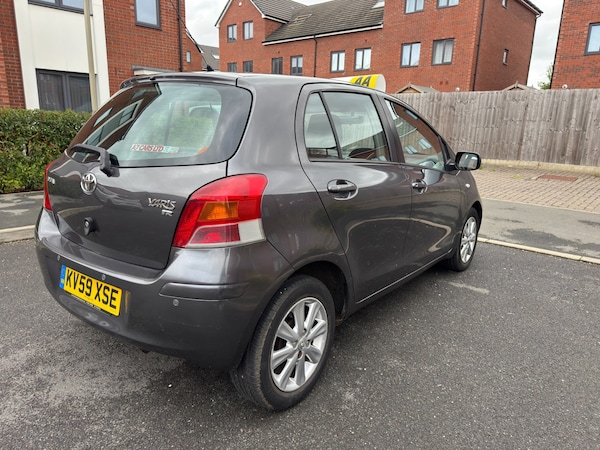 Used Toyota Yaris 2009 for sale - 76172559: Photo 5