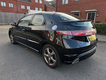 Used Honda Civic 2011 for sale - 76504536: Photo