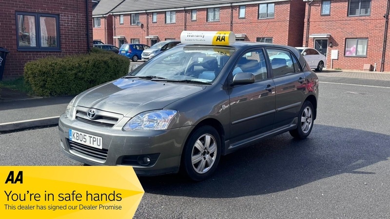 Used Toyota Corolla 2005 for sale - 78062050: Photo 2