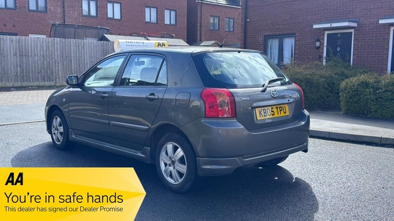 Used Toyota Corolla 2005 for sale - 78062050: Photo 5