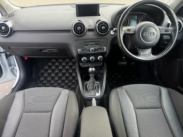 Used Audi A1 2012 for sale - 76255497: Photo 11