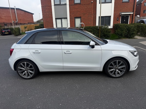 Used Audi A1 2012 for sale - 76255497: Photo 6