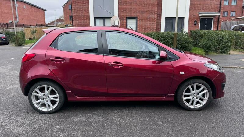 Used Mazda Mazda2 2010 for sale - 77766043: Photo 6