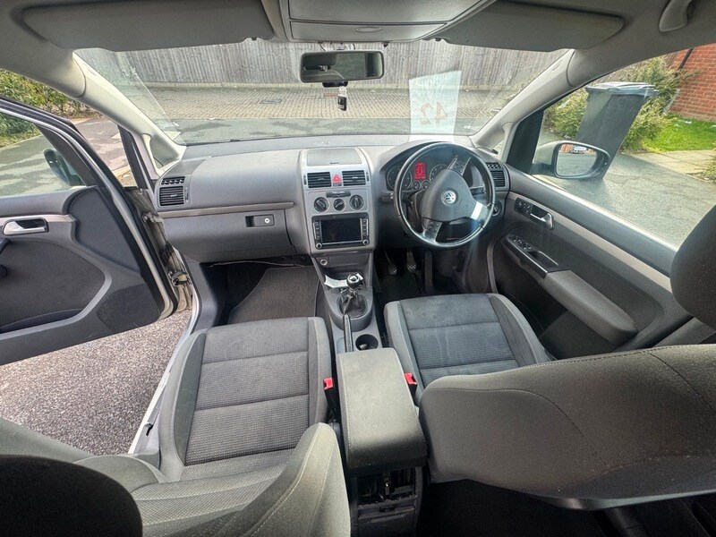 Used Volkswagen Touran 2010 for sale - 77720777: Photo 13