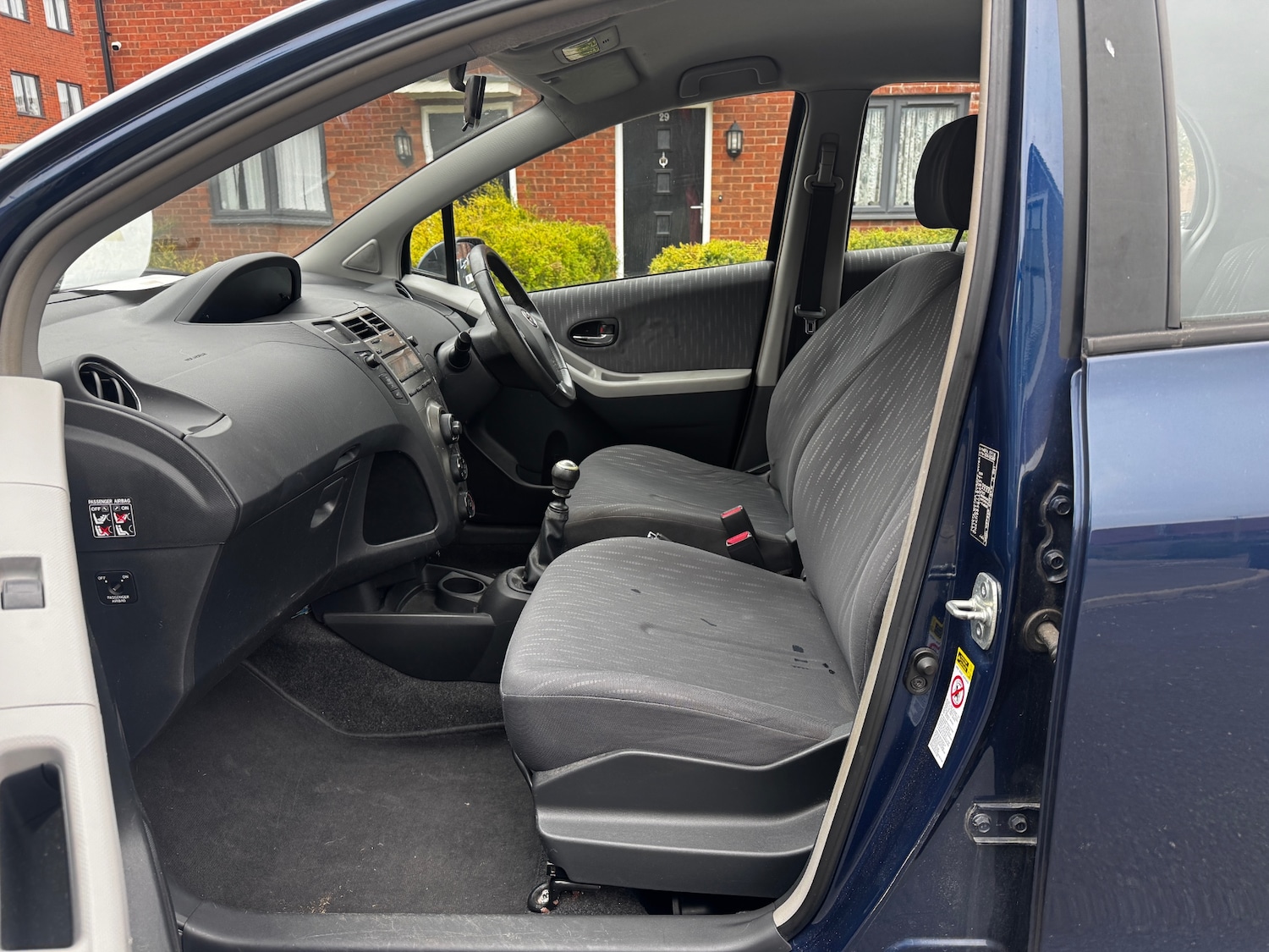 Used Toyota Yaris 2009 for sale - 76274883: Photo 11