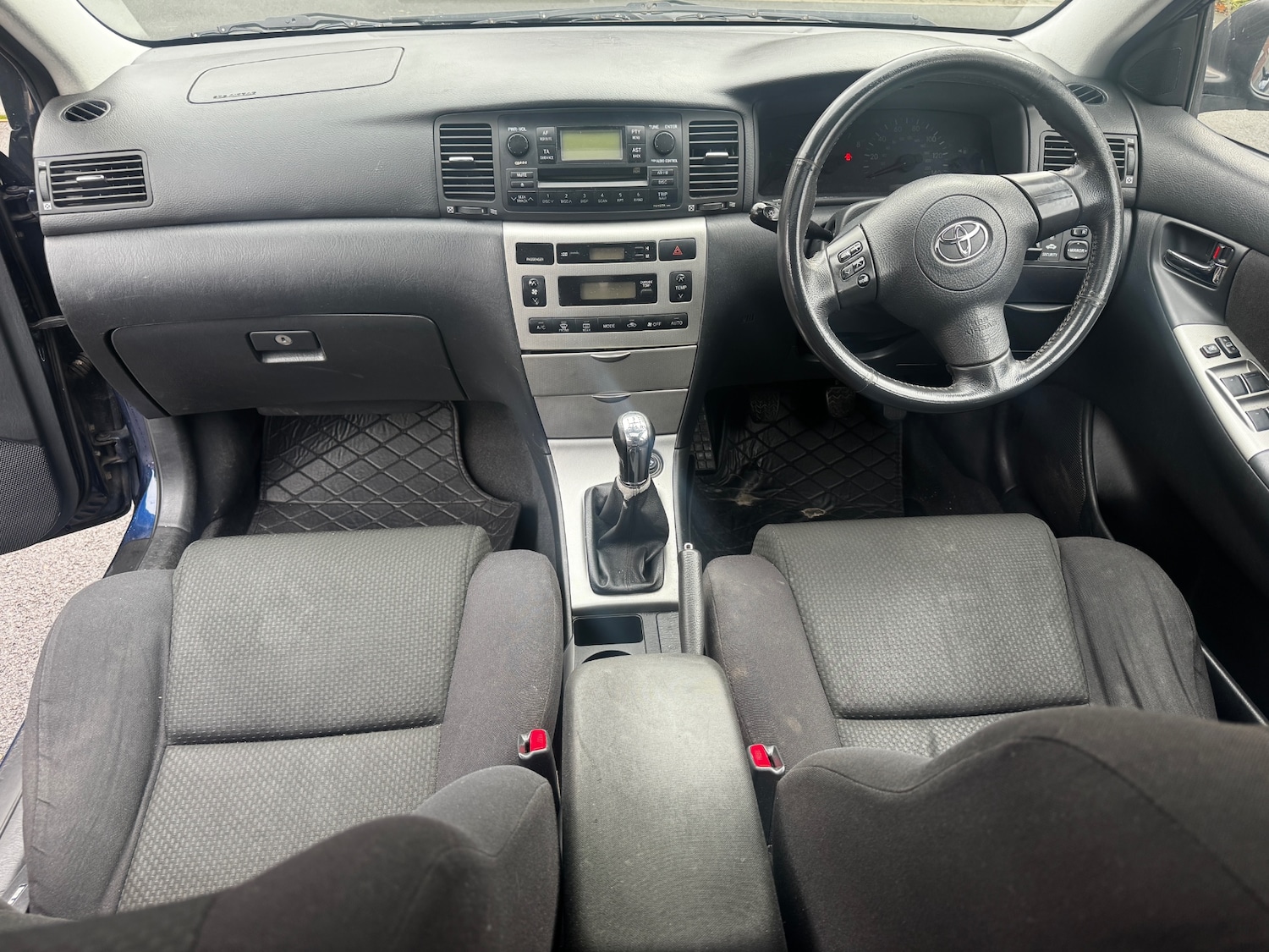 Used Toyota Corolla 2005 for sale - 76541486: Photo 11