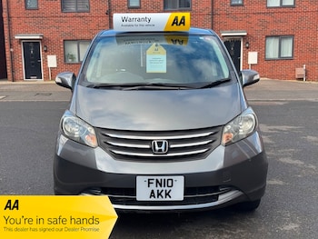 Used Honda Freed 2010 for sale - 77724624: Photo