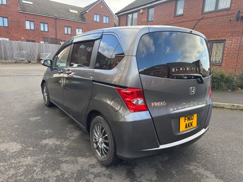 Used Honda Freed 2010 for sale - 77724624: Photo 8